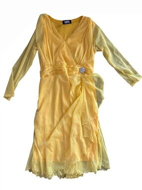 Yellow V-Neck Chiffon Wrap Dress with Decorative Brooch